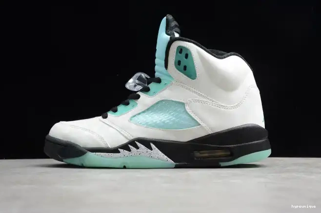 HYPE Air CN2932-100 5 Island Jordan Green 0614